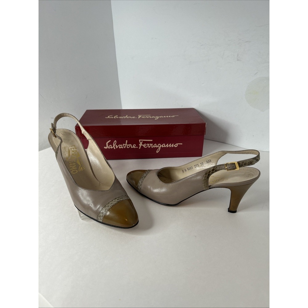 Salvatore Ferragamo Bombata Taupe Tan Sling Back Heels Size 10 AAA  Animal Print